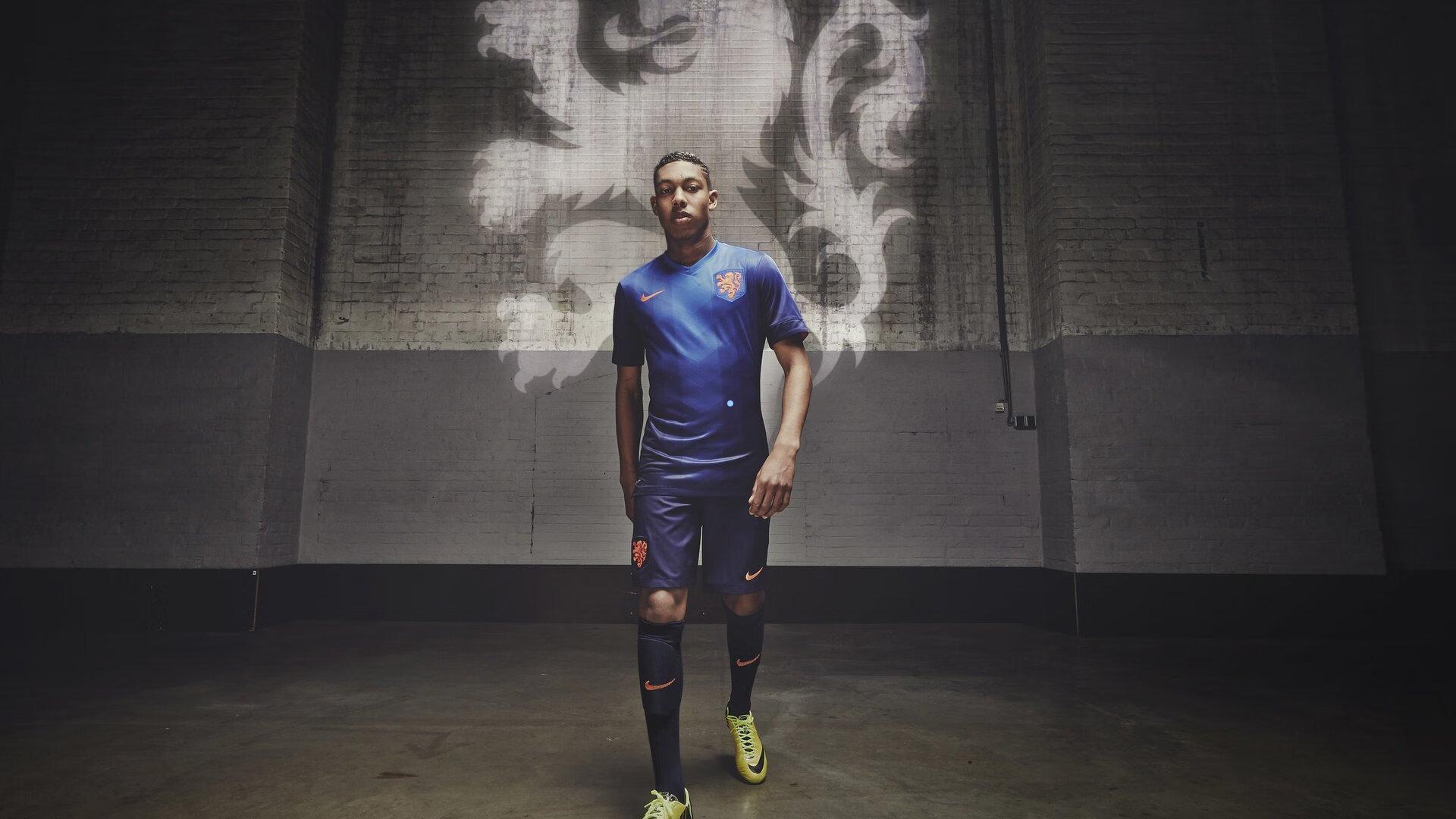 爱游戏_亚伯拉罕重返英超赛场，同意离开贝西克塔斯，加盟阿斯顿维拉