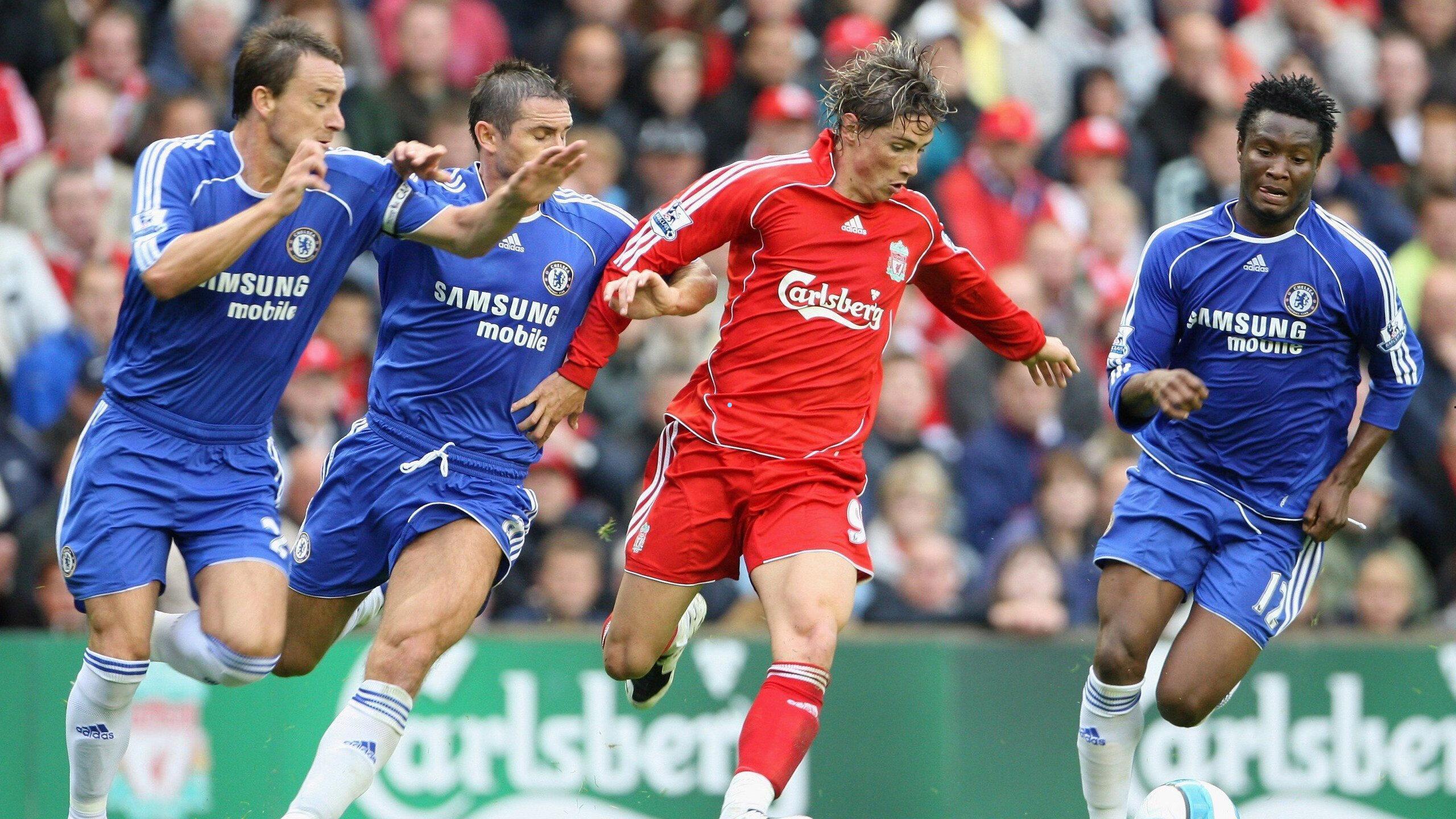 切尔西与阿森纳德比预热海报发布，库库雷利亚特罗萨德成焦点